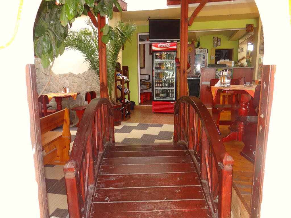 Guest House Rosa Kiten  Ngoại thất bức ảnh
